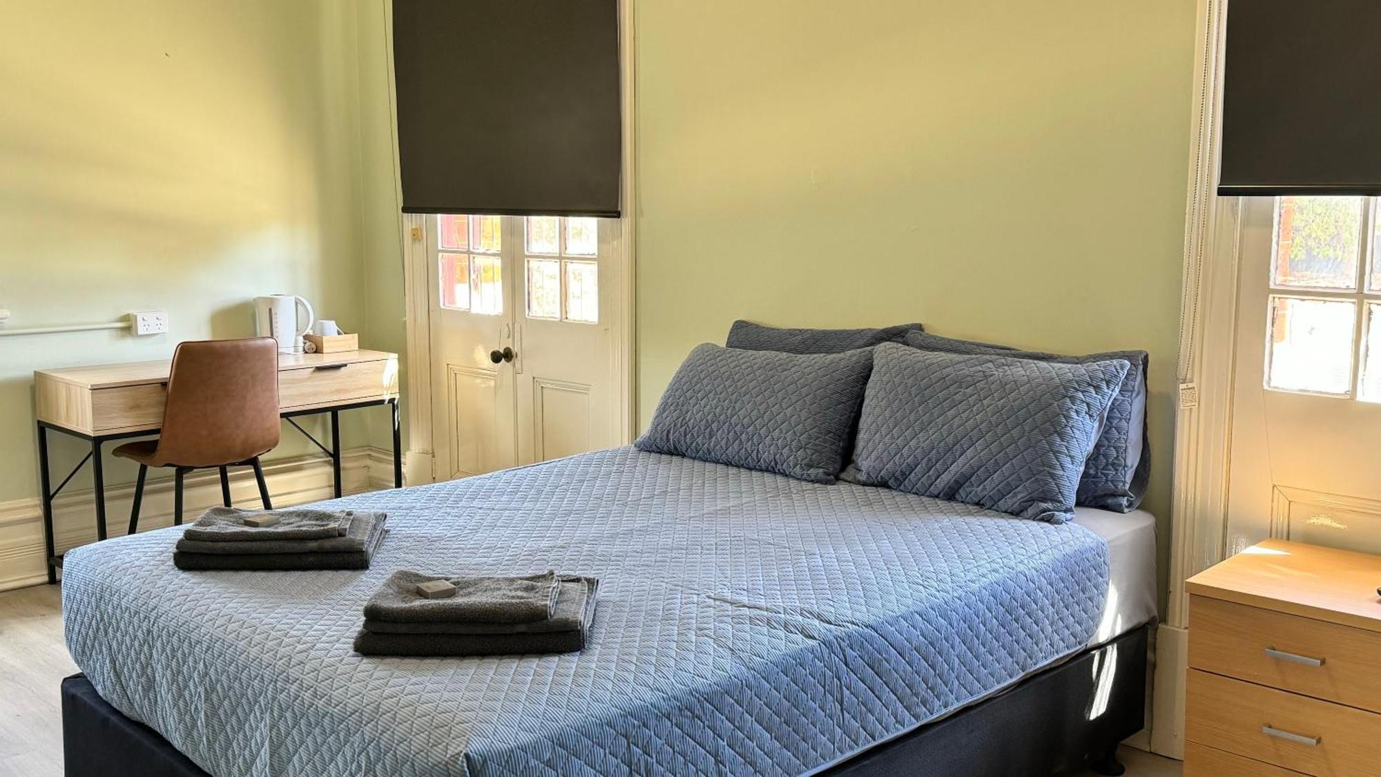 Exchange Hotel Greenbushes Экстерьер фото
